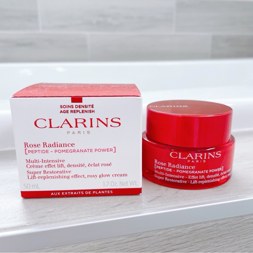 Clarins Rose Radiance
Peptide Day Cream for Mature Skin